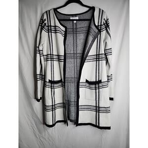Elle Brand Women Size S Cardigan Sweater Black & White Plaid Open Front Pockets